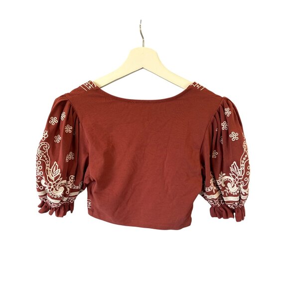 Express Red Crop Top XS Puff Sleeve Embroidered Floral Paisley Boho Holidays - Picture 5 of 6